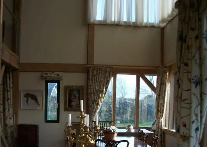 Mount Coggill Villa *